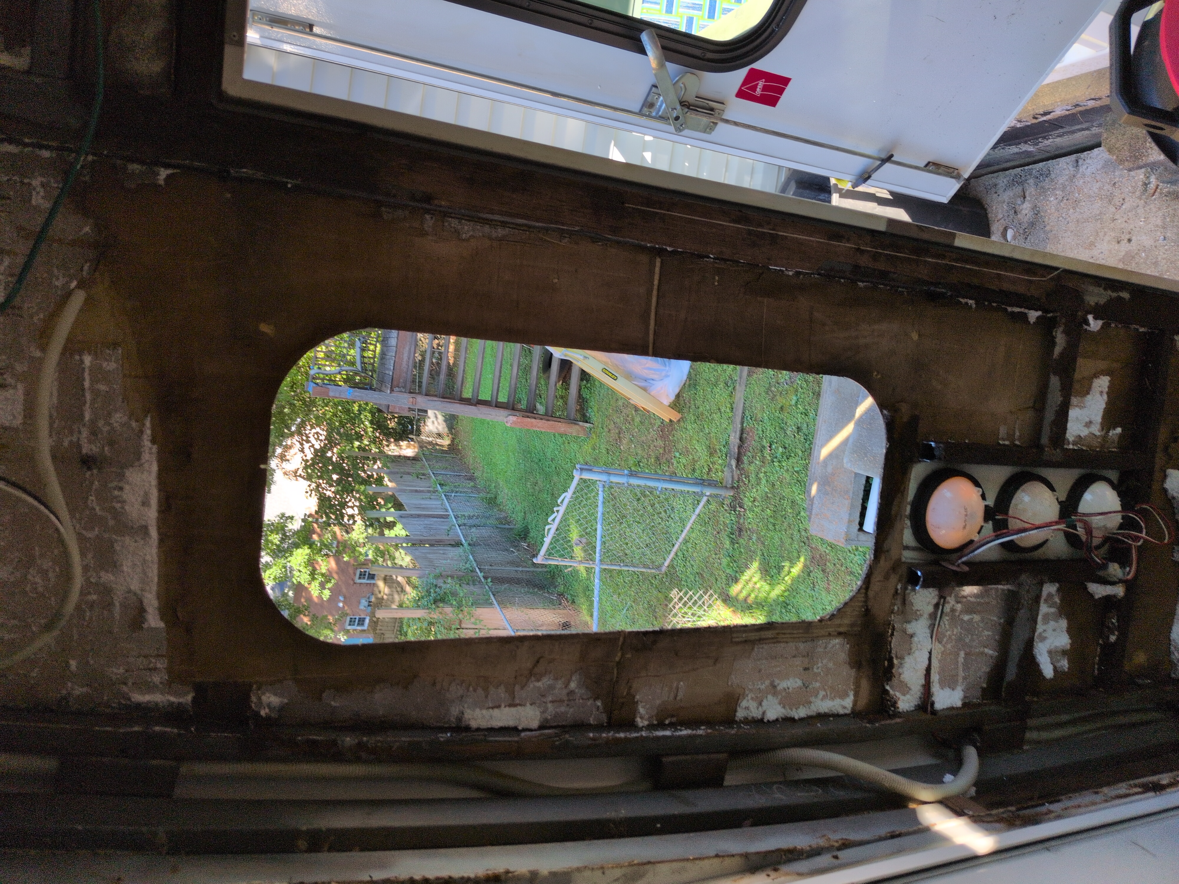 Rear window opening modification